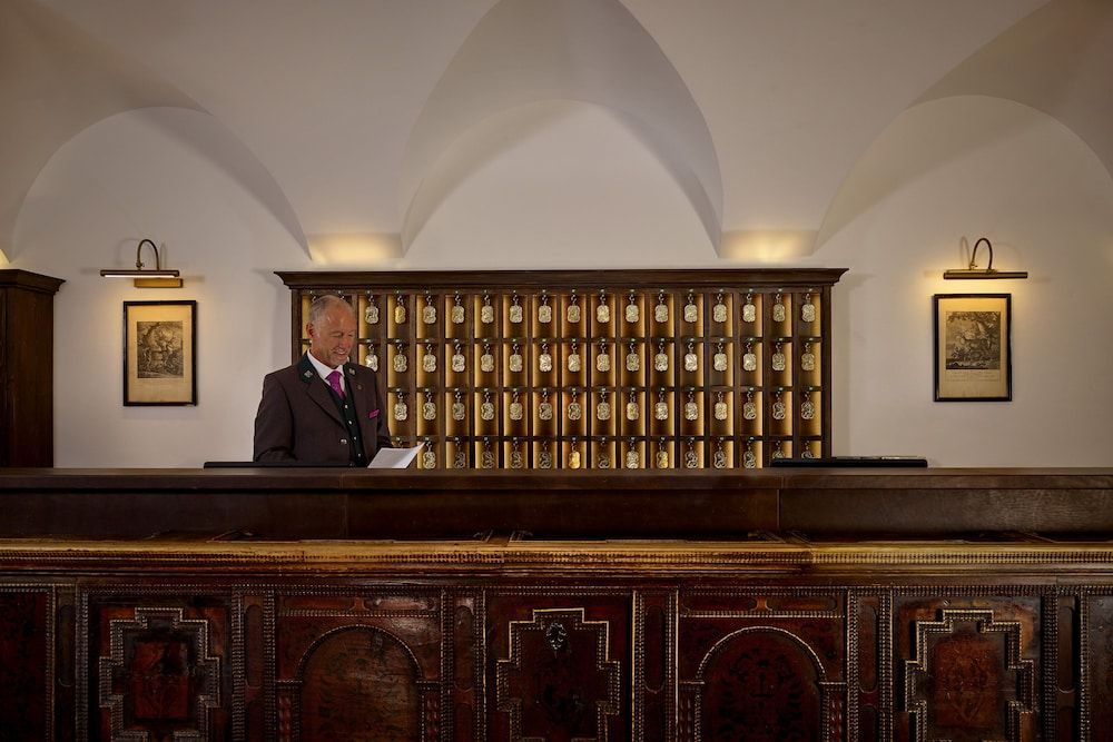 Hotel Goldener Hirsch, A Luxury Collection Hotel,  3