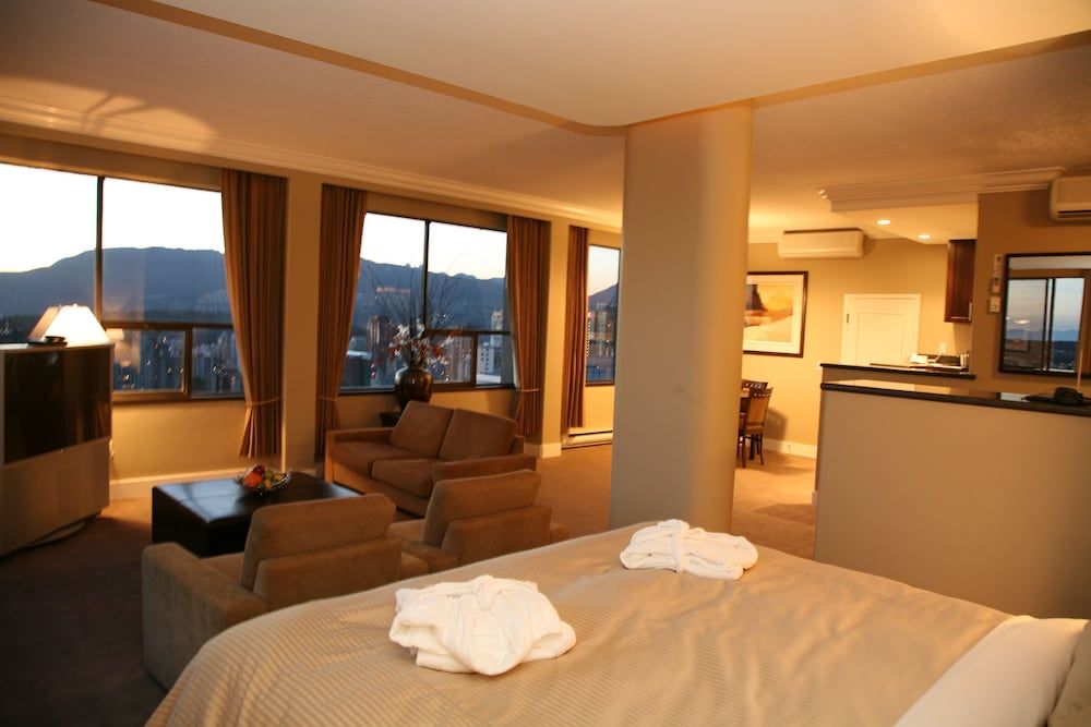 Century Plaza Hotel & Spa 3 Century Plaza Hotel & Spa 3