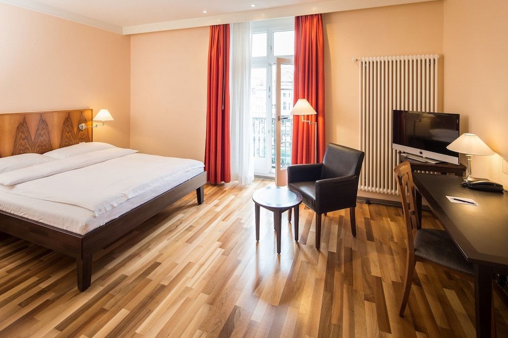 Hotel Schweizerhof Basel 3