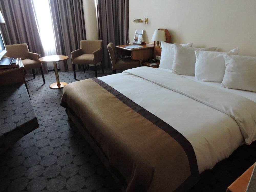 Best Western Hotel International 1