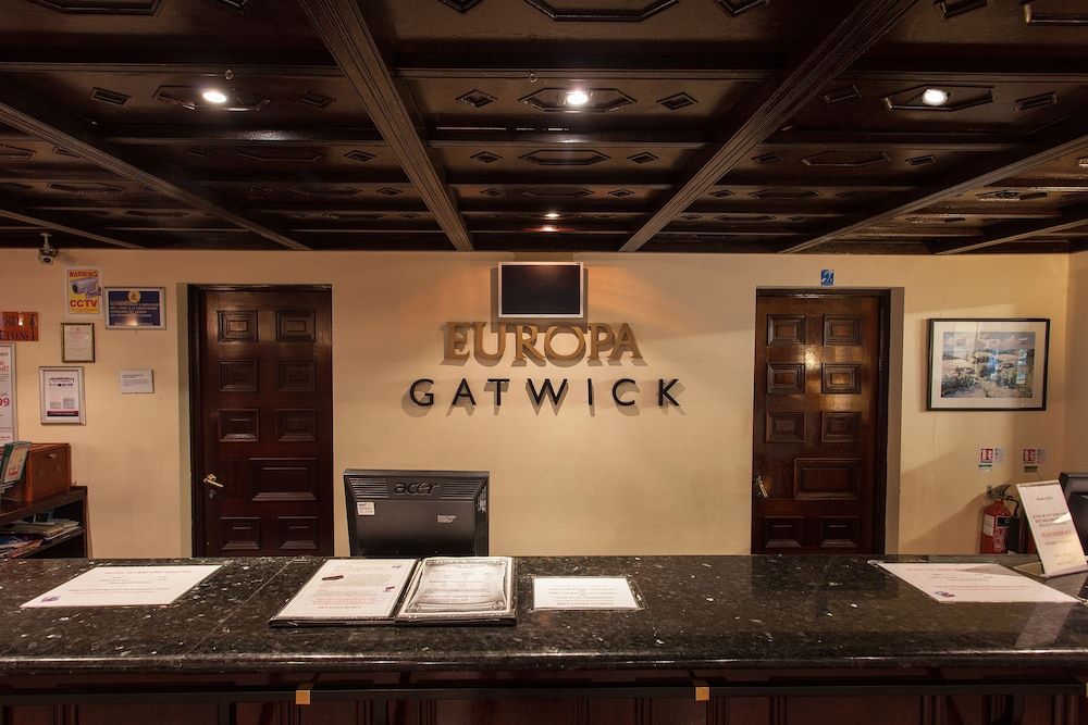 Europa Gatwick Hotel & Spa 3