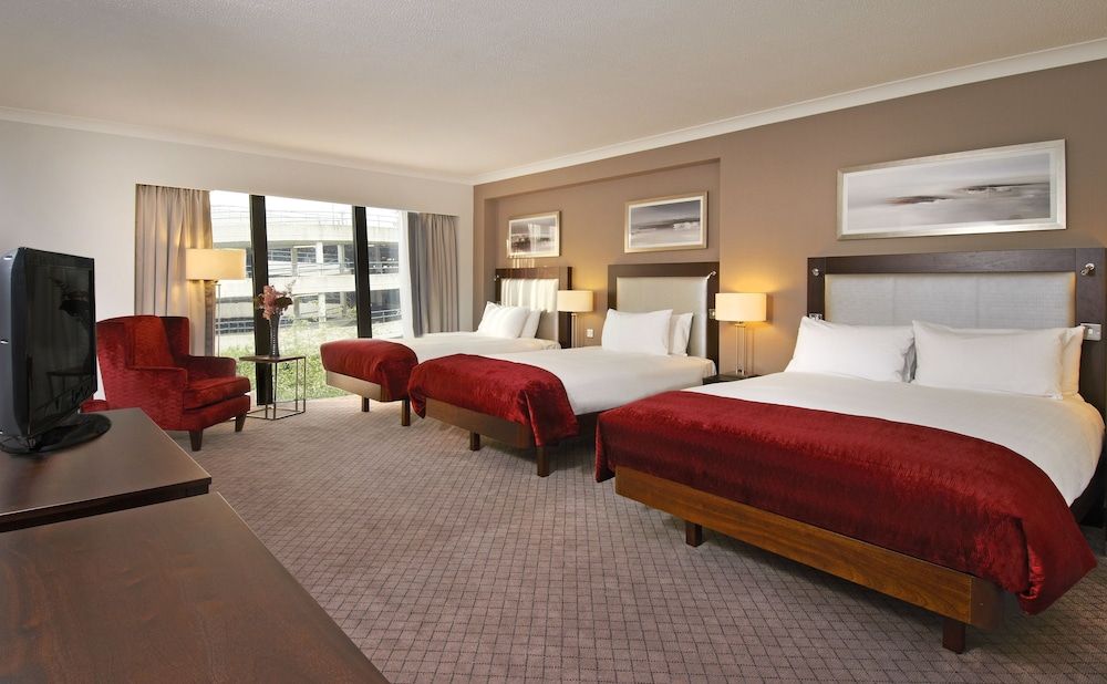 Hilton London Gatwick Airport 3