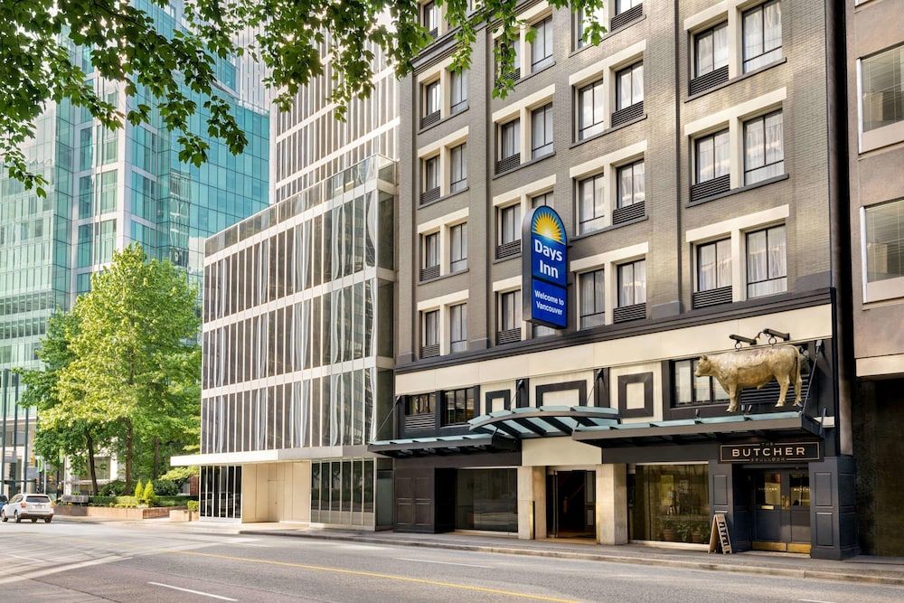Days Inn by Wyndham Vancouver Downtown 1