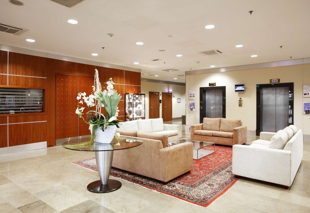 NH Luxembourg Airport 2 NH Luxembourg Airport 2