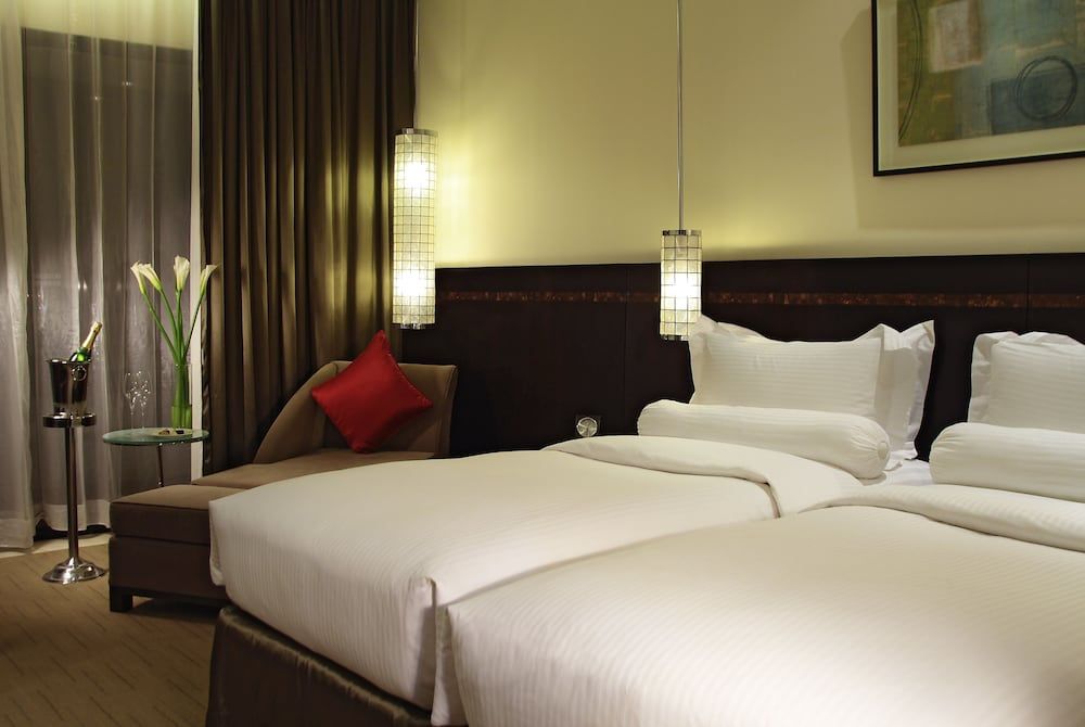 Sofitel Philippine Plaza Manila 3