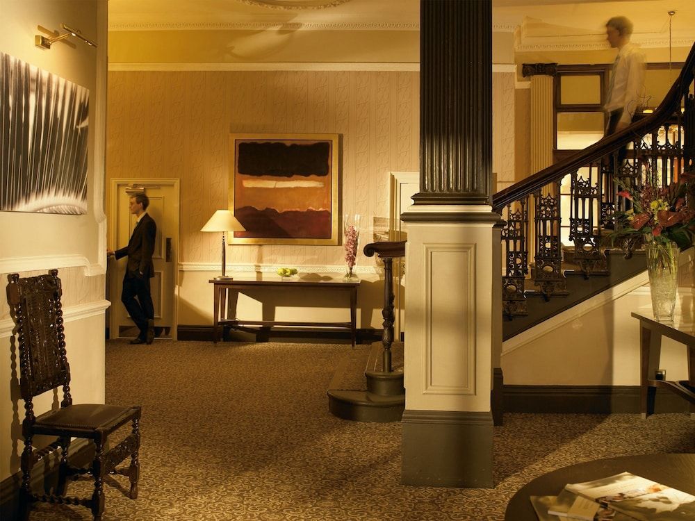 Macdonald New Blossoms Hotel, Chester 2