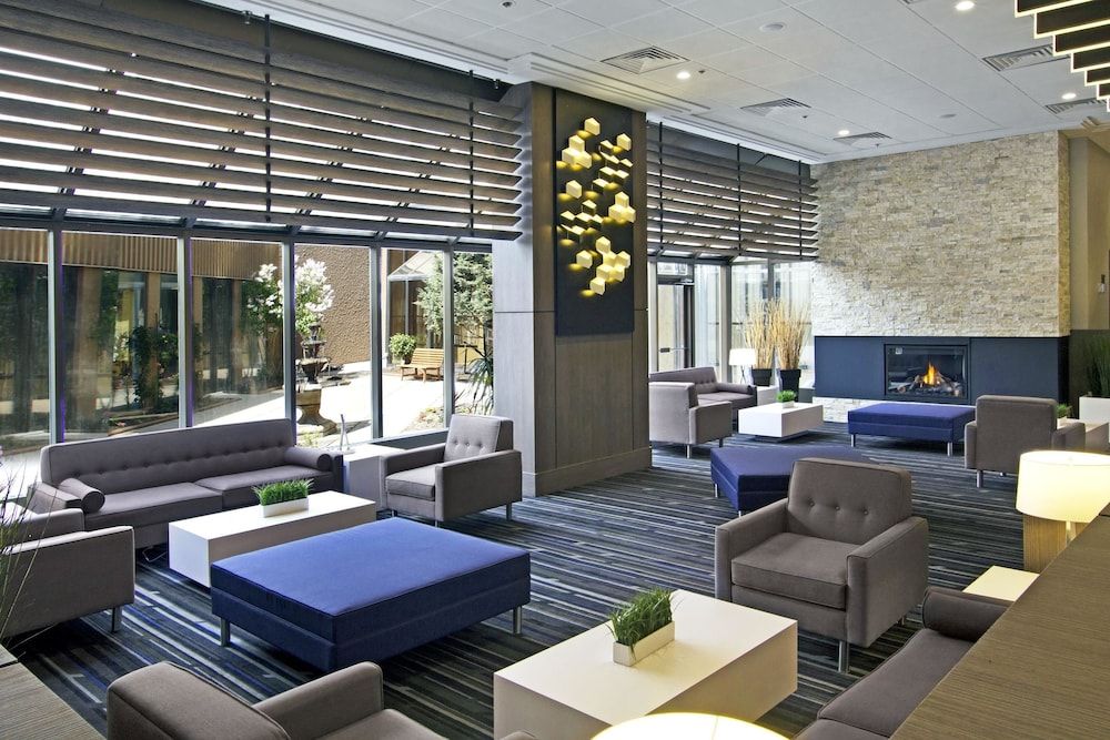 Best Western Premier Calgary Plaza Hotel & Conference Centre 2