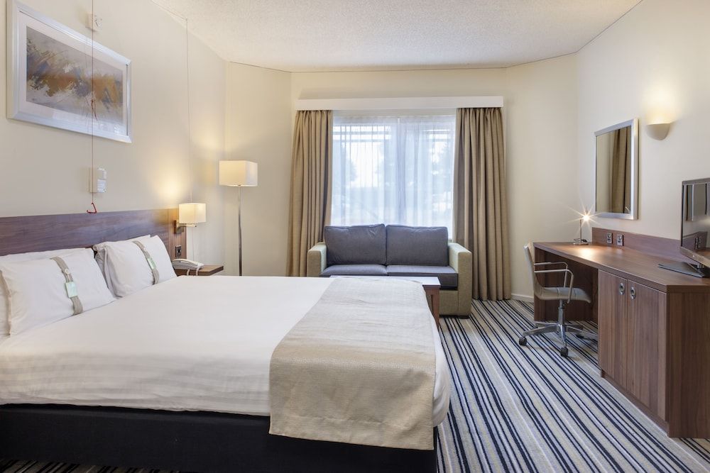 Holiday Inn Rugby/ Northampton M1, Jct 18 3 Holiday Inn Rugby/ Northampton M1, Jct 18 3