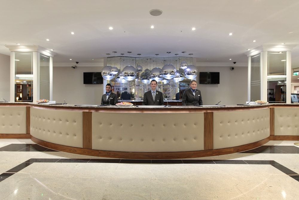 Renaissance London Heathrow Hotel 2