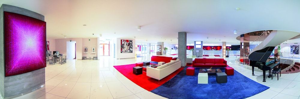 Hilton Geneva Hotel & Conference Centre 3