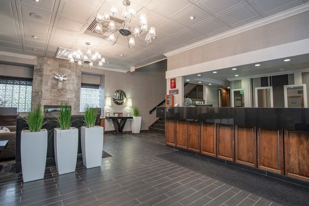 Sandman Hotel Revelstoke 2