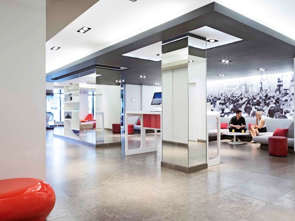 Novotel Montreal Centre 1