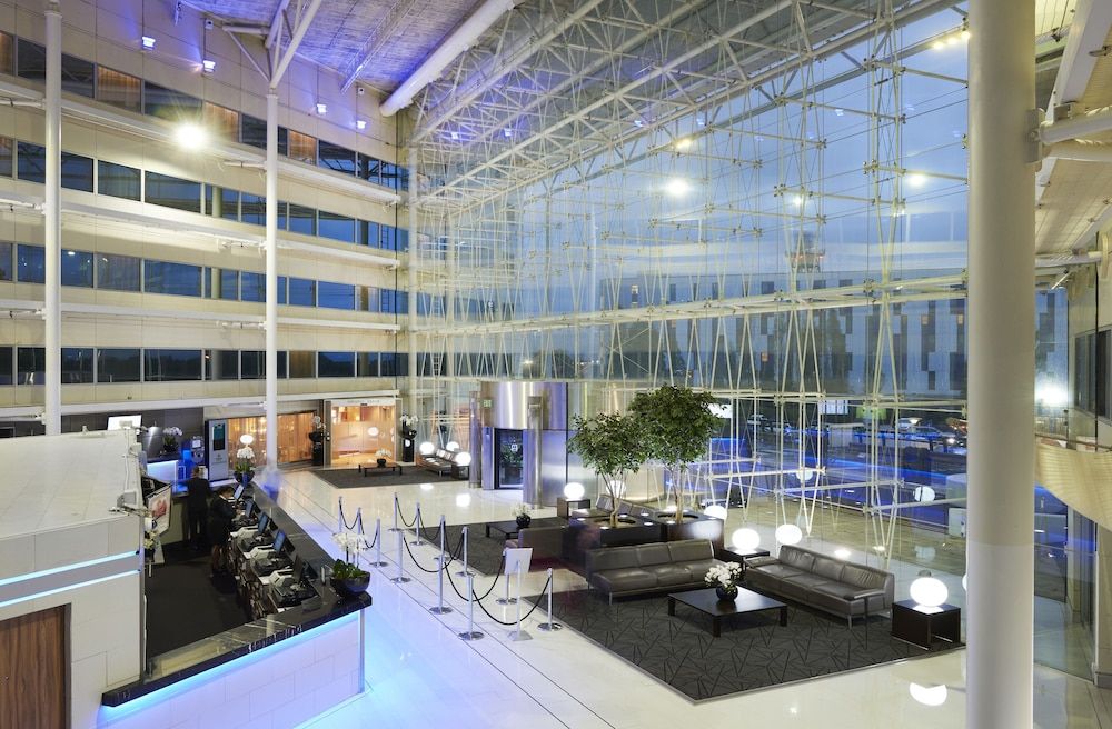 Hilton London Heathrow Airport Hotel 2