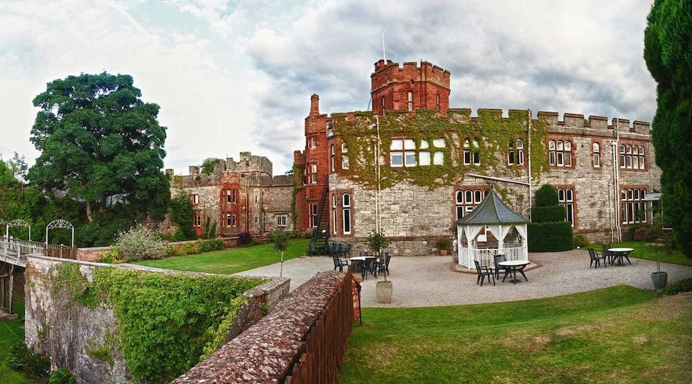 Ruthin Castle Hotel & Moat Spa 4 estrelas em Ruthin