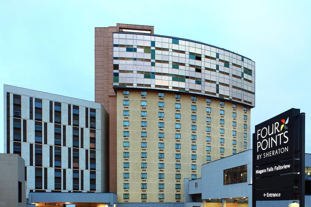 Four Points by Sheraton Niagara Falls Fallsview 4 estrellas en Niagara Falls
