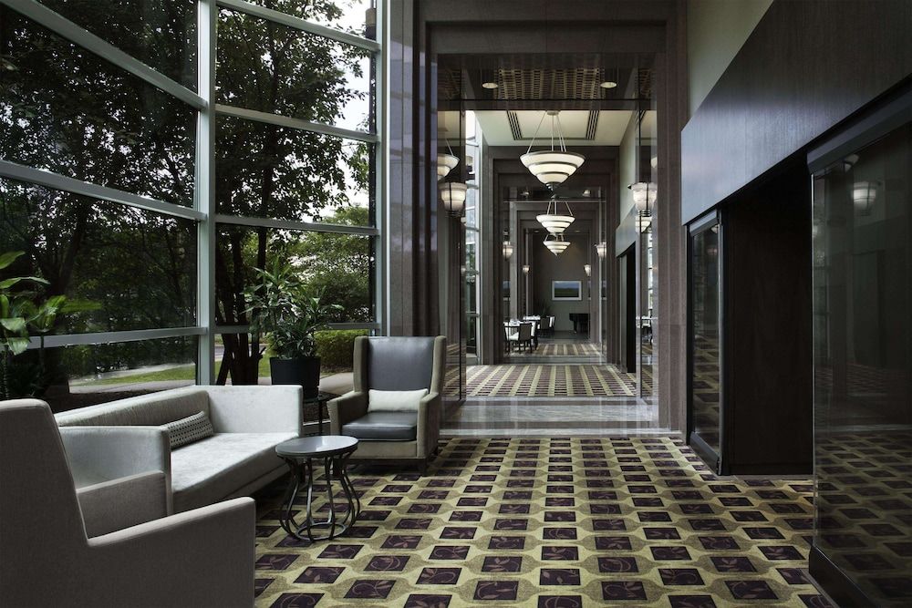 Hilton Toronto/Markham Suites Conference Centre & Spa 3