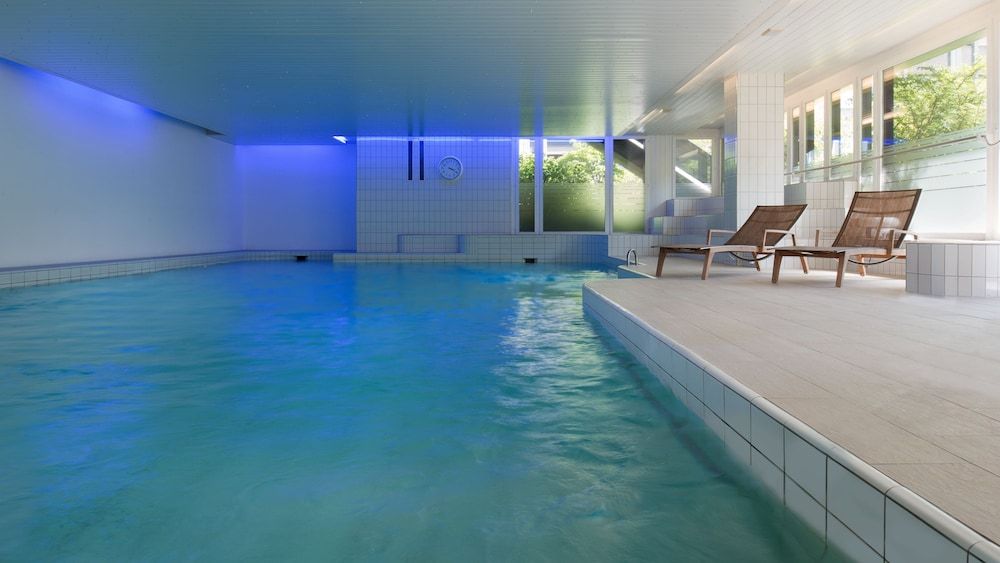 Crowne Plaza Zurich 1