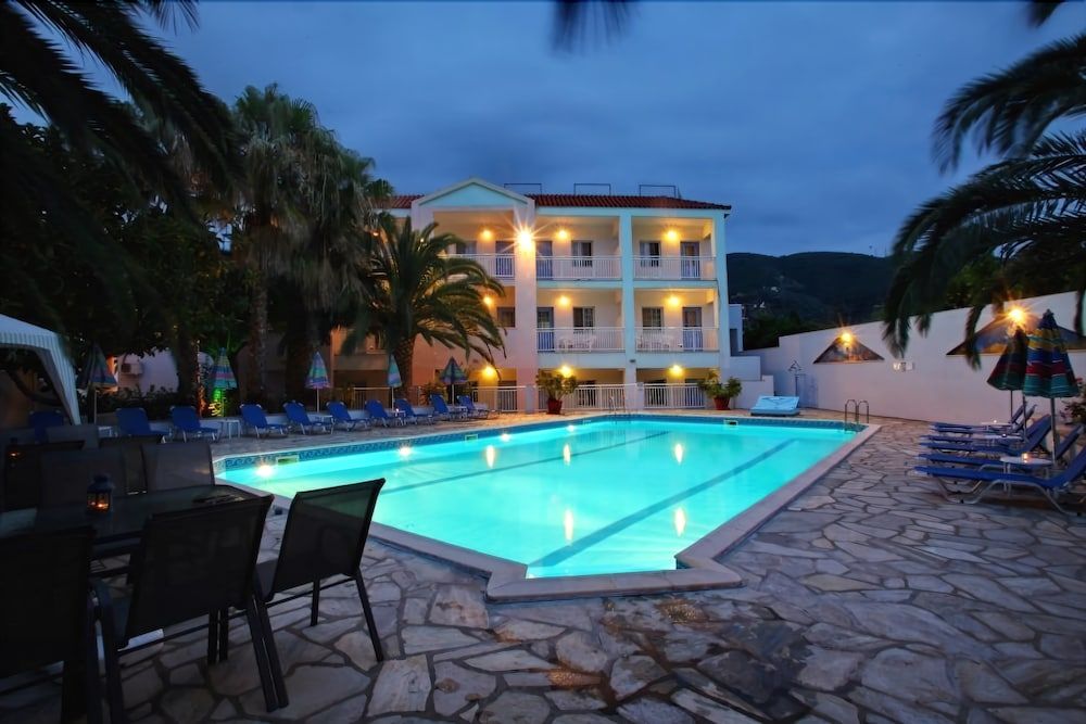 Dolphin Hotel 2 étoiles à Skopelos