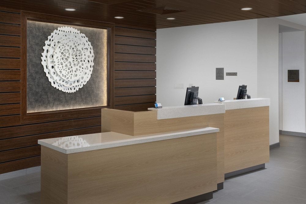 Fairfield Inn & Suites By Marriott Miami Airport W 3