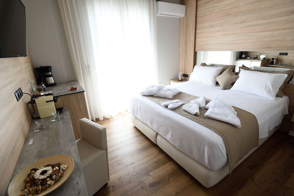 Magnifique Luxury Suites 3