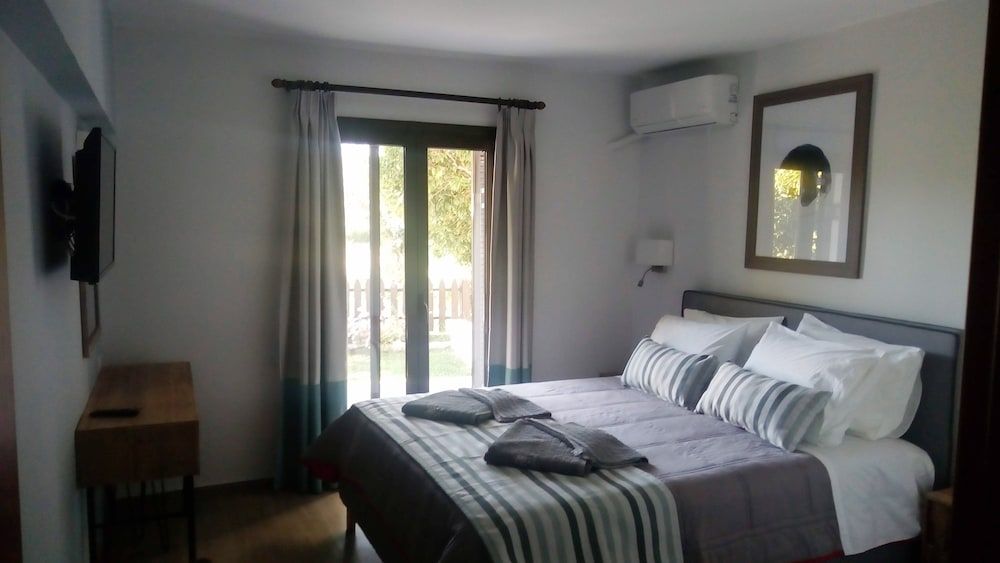 Villa Karina - Near Achladies Beach 3