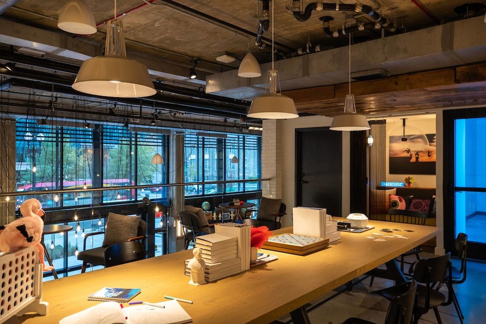 Moxy Washington, DC Downtown 1