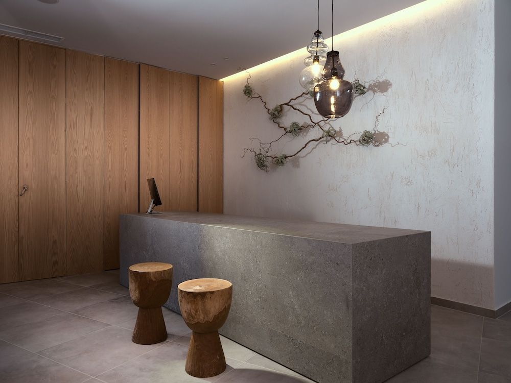 Cavo Vezal - Adults Only 2