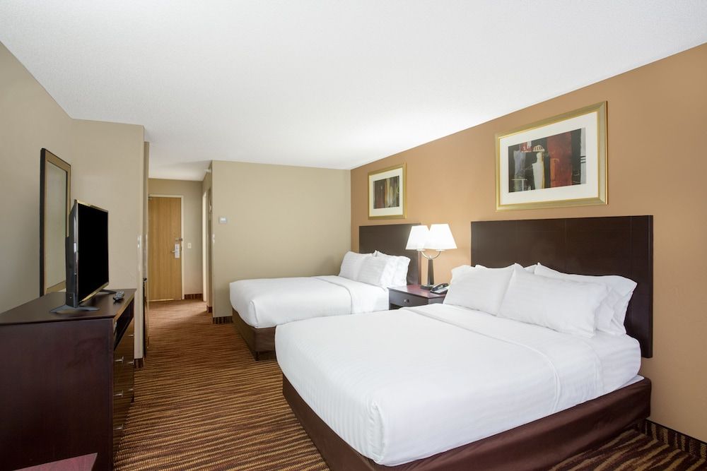 First Choice Inns at the Swell 3