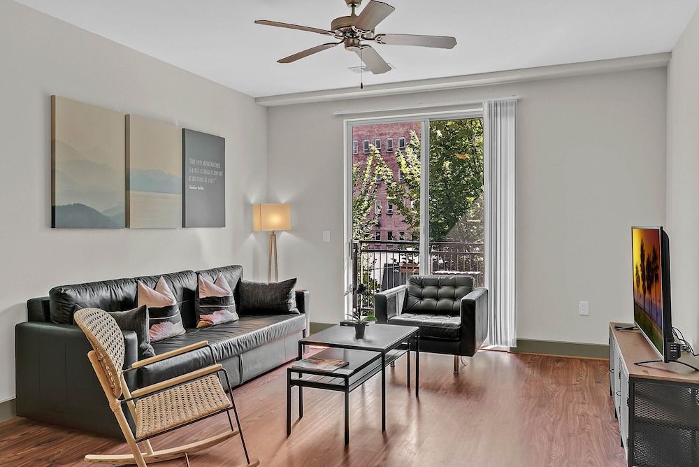 NUOVO - Downtown / Midtown Atlanta 1 NUOVO - Downtown / Midtown Atlanta 1