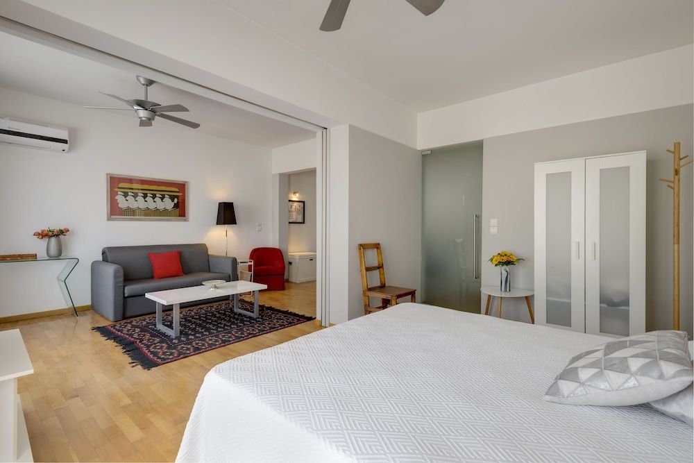 Loft apt w/ Acropolis View 3