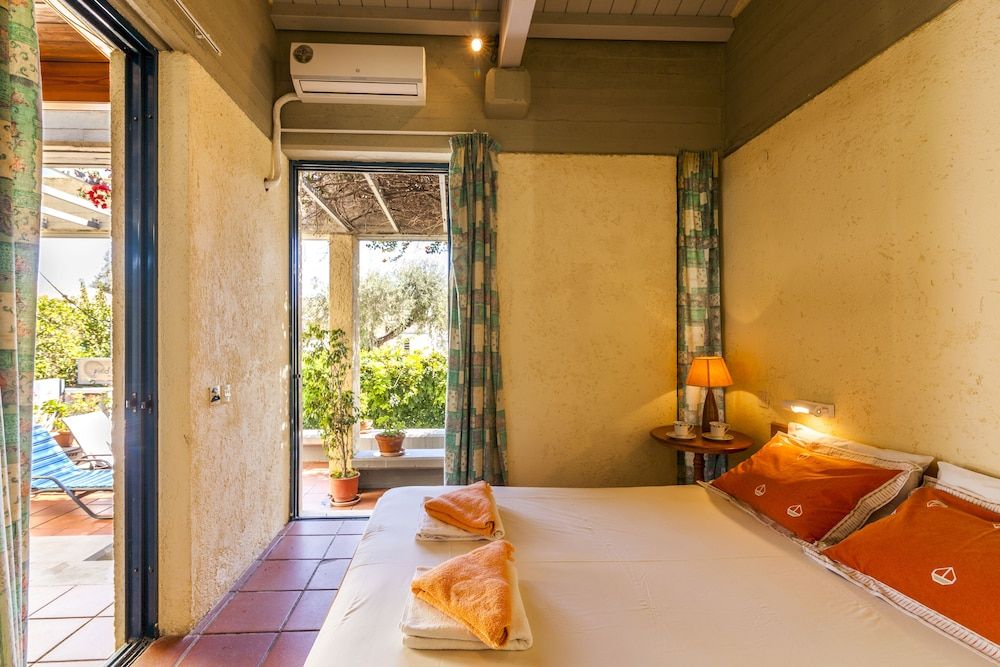 Barbati Coast Family Apartment 3