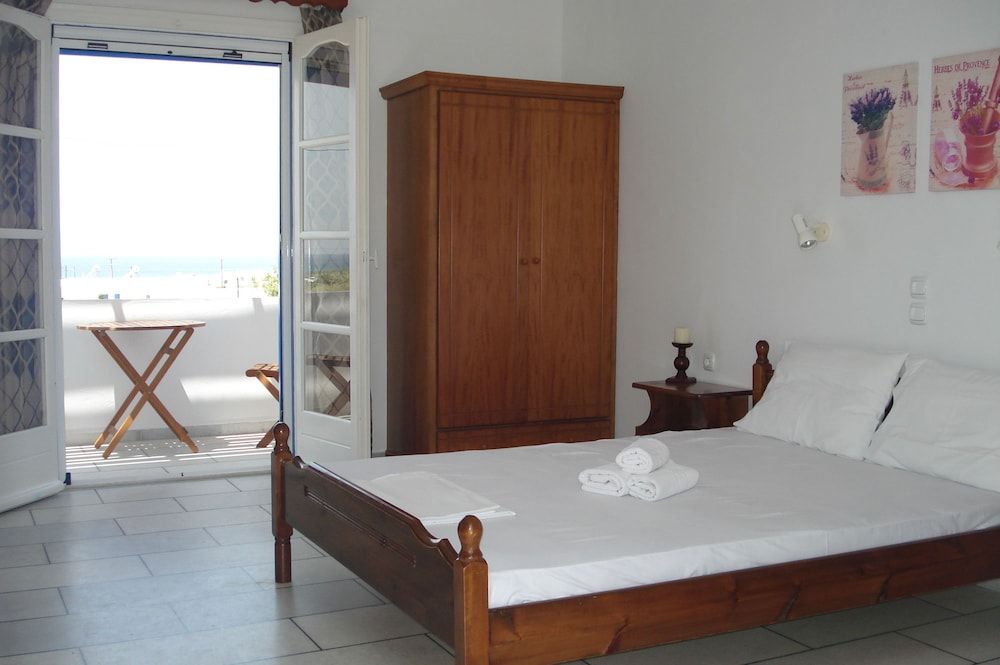 Studios Marianna - Near Plaka Beach 1