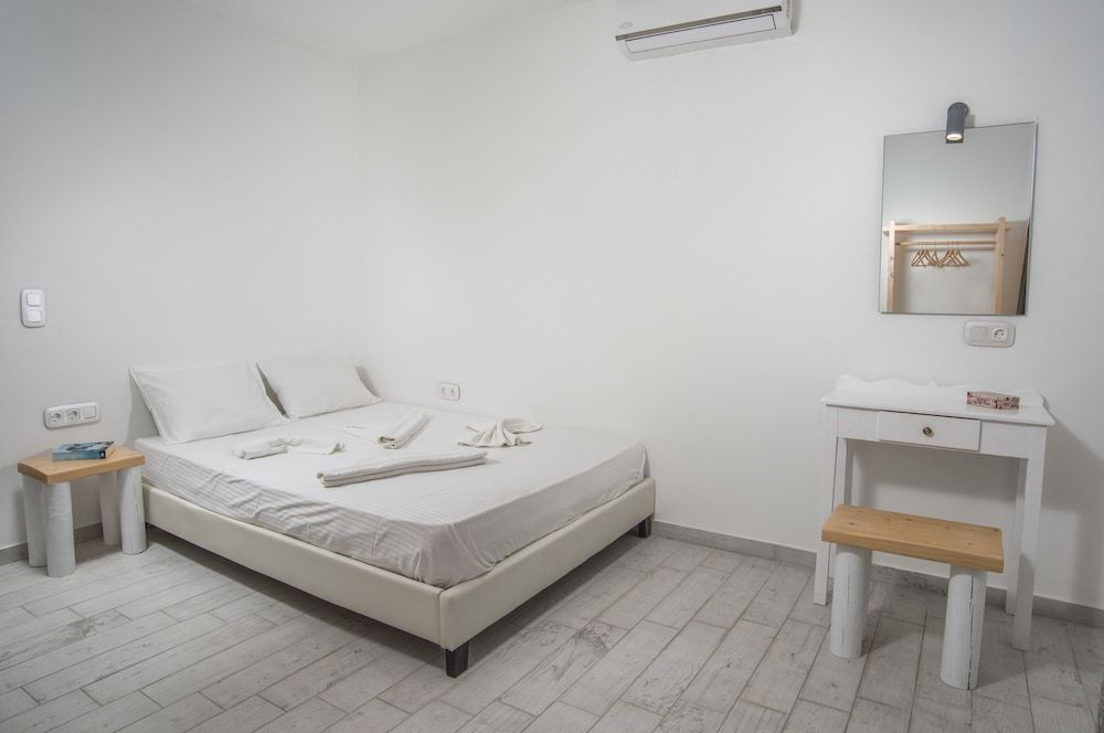 Studios Marianna - Near Plaka Beach 2