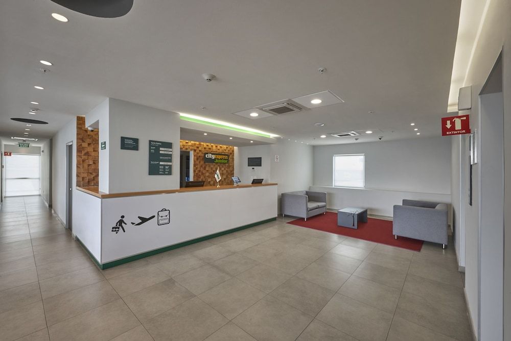 City Express Junior Puebla Angelopolis 2