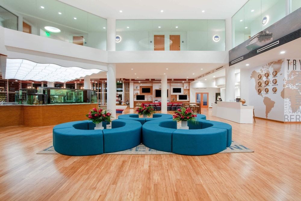 Maritime Hotel Fort Lauderdale Cruise Port 2