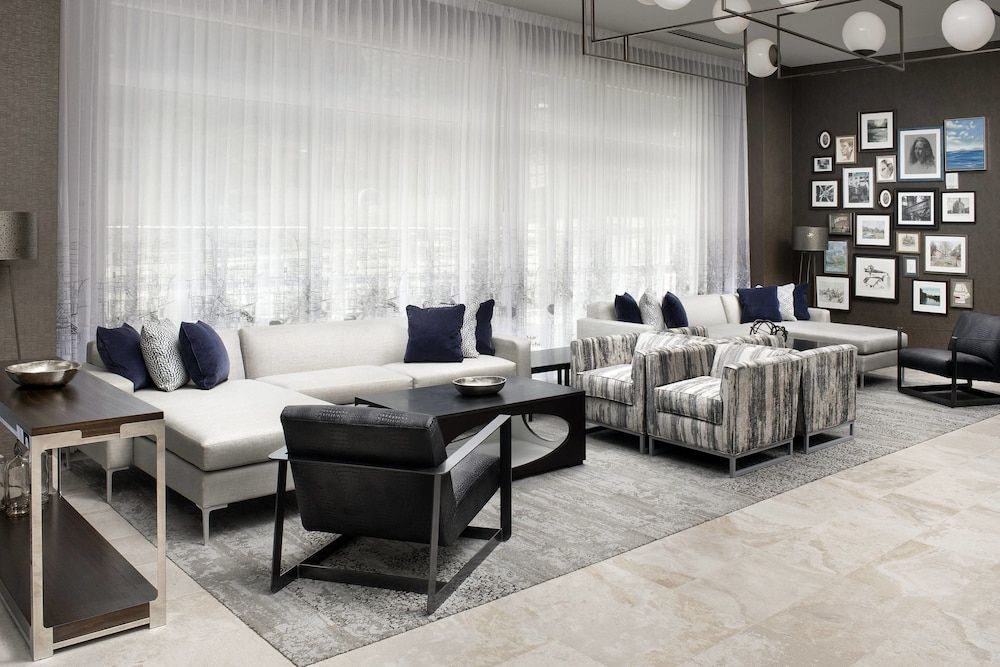 SpringHill Suites by Marriott Atlanta Downtown 2 SpringHill Suites by Marriott Atlanta Downtown 2