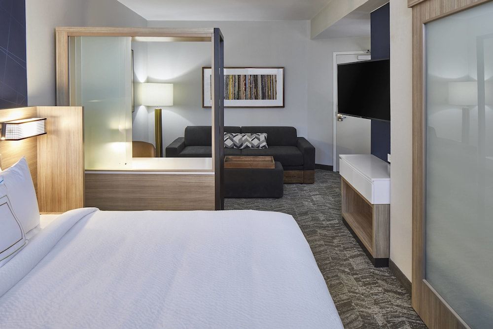 SpringHill Suites by Marriott Nashville Downtown/Convention Center 3 SpringHill Suites by Marriott Nashville Downtown/Convention Center 3