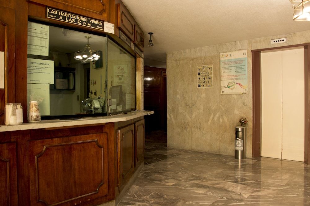 Hotel El Estadio 2