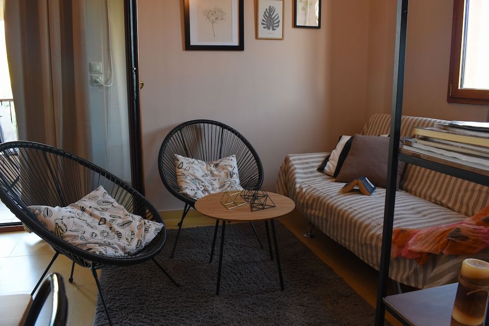  Amalia's Studio, Close To The Beach & City Center 2