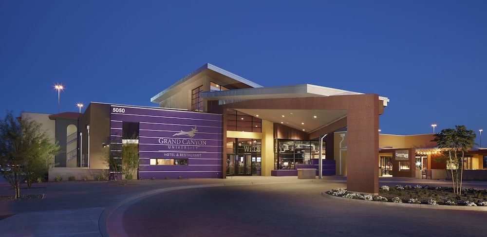 Grand Canyon University Hotel 1