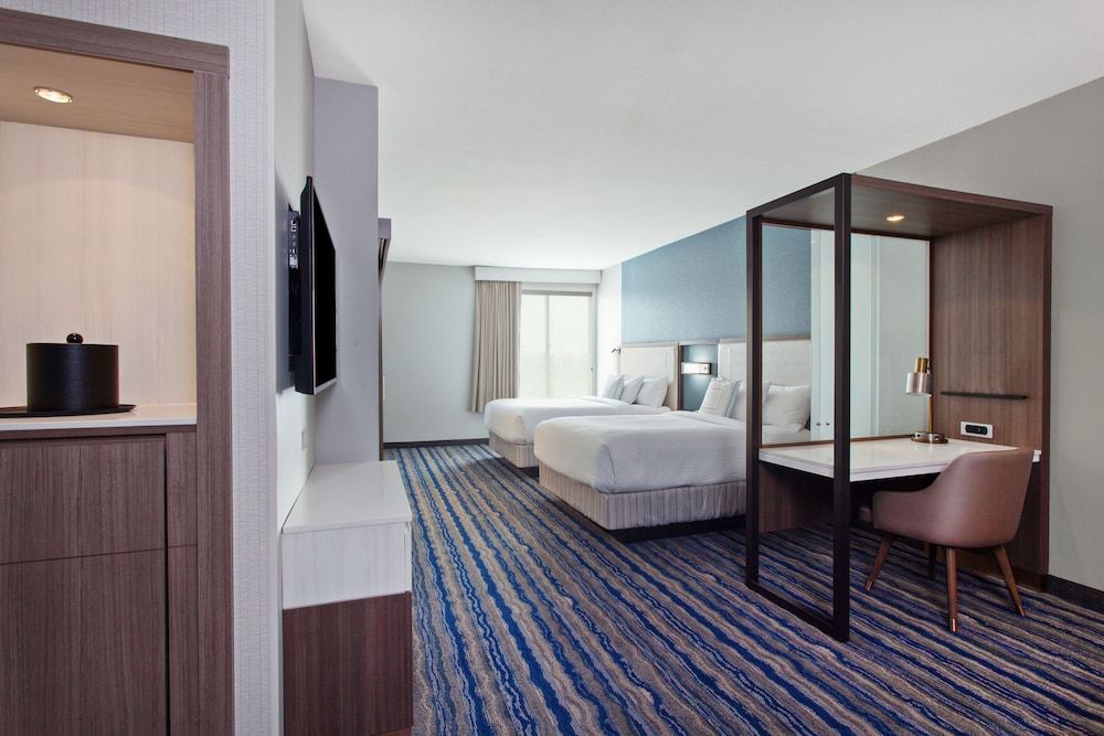 SpringHill Suites Huntington Beach Orange County 3
