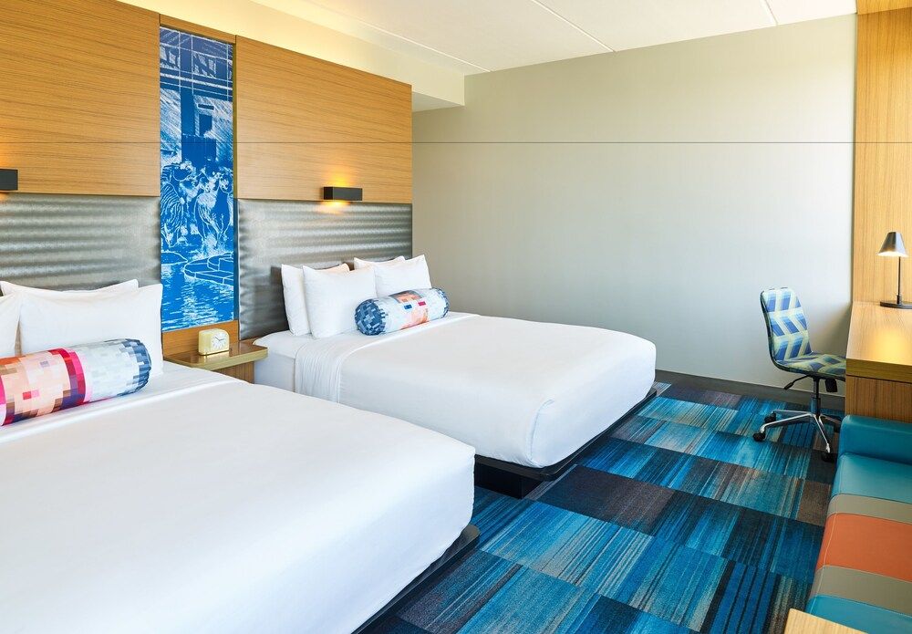 Aloft Austin Downtown 2