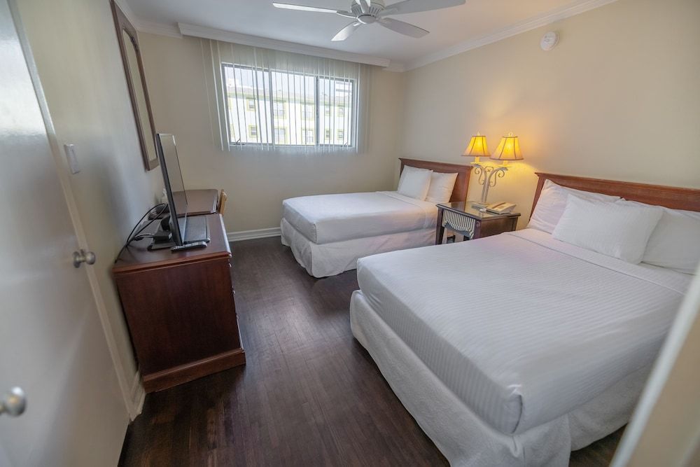 Cal Mar Hotel Suites 3