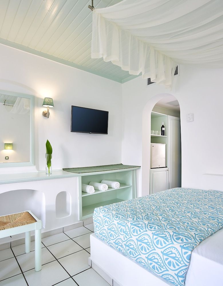 Mitsis Cretan Village Beach Hotel 2