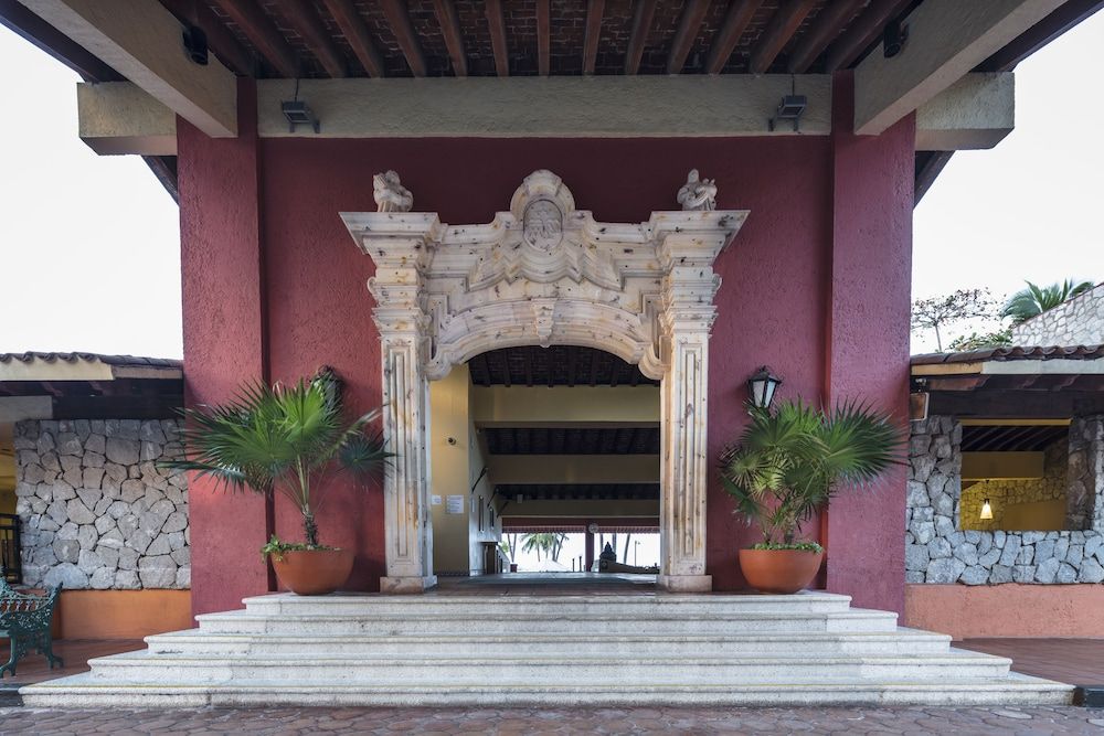 Holiday Inn Resort Ixtapa All Inclusive 2