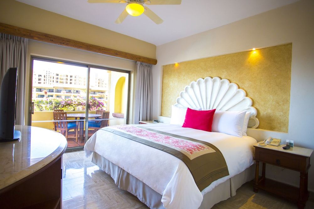 Family Luxury Suites by Velas Vallarta - All Inclusive 1 Family Luxury Suites by Velas Vallarta - All Inclusive 1