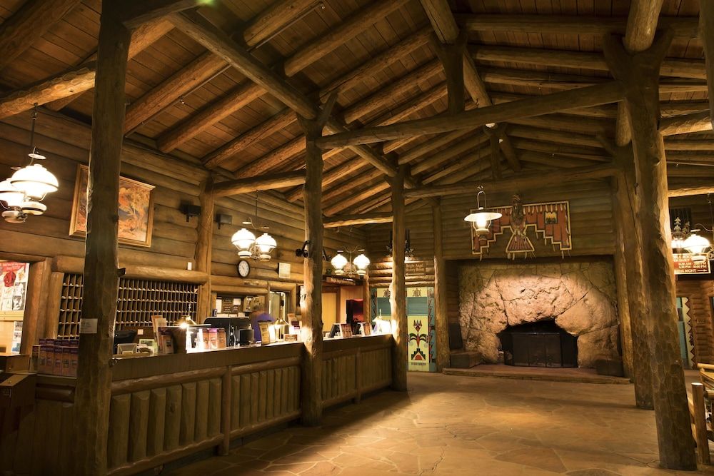 Bright Angel Lodge - Inside the Park 2