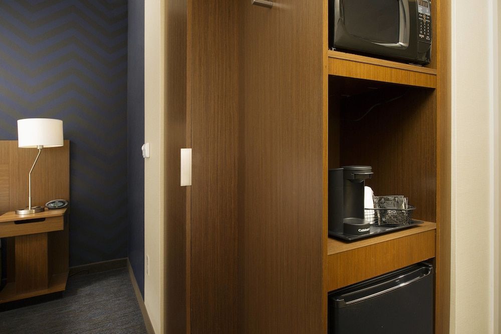 Fairfield Inn & Suites Nashville Downtown/The Gulch 3 Fairfield Inn & Suites Nashville Downtown/The Gulch 3