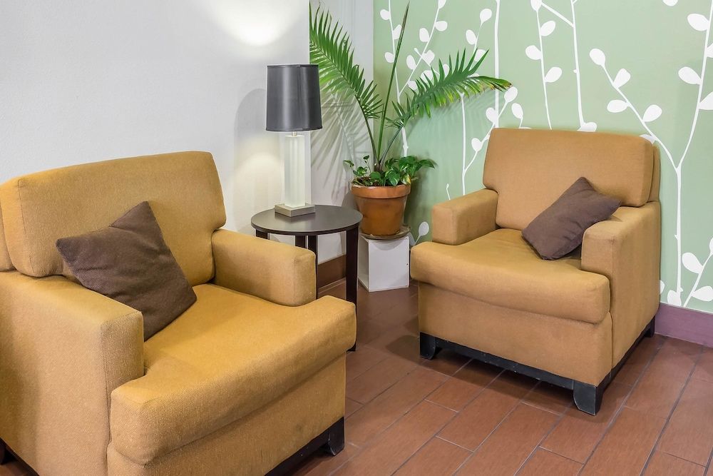 Sleep Inn Center City 3