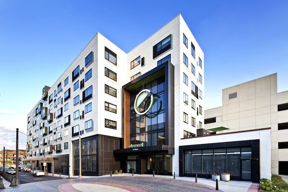 Element Harrison - Newark 1